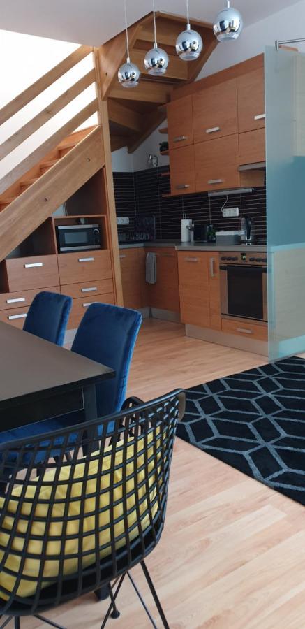 Grand Paradise Apartman Мишкольц Экстерьер фото